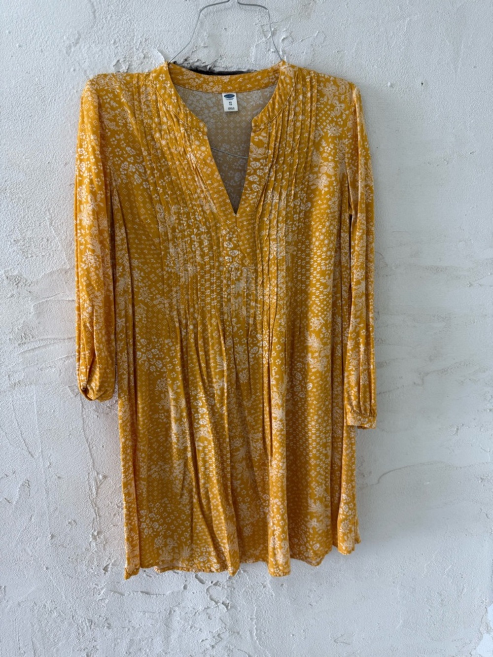 Old Navy Yellow Floral V-Neck Pintuck Long Sleeve Dress